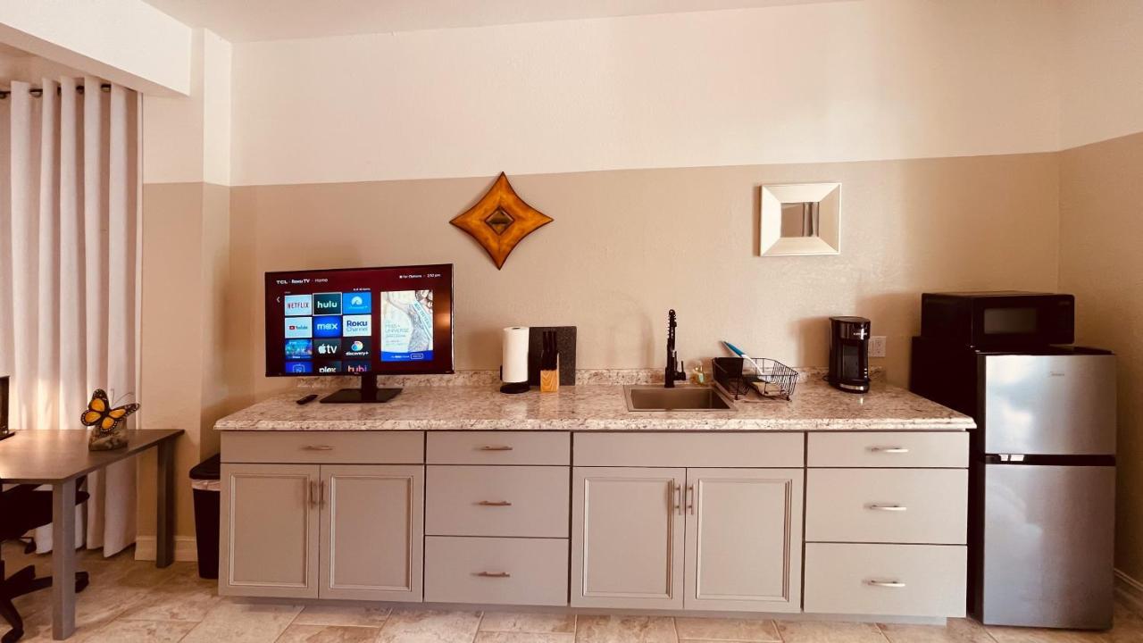 White Orchid Apartments Fort Myers Dış mekan fotoğraf