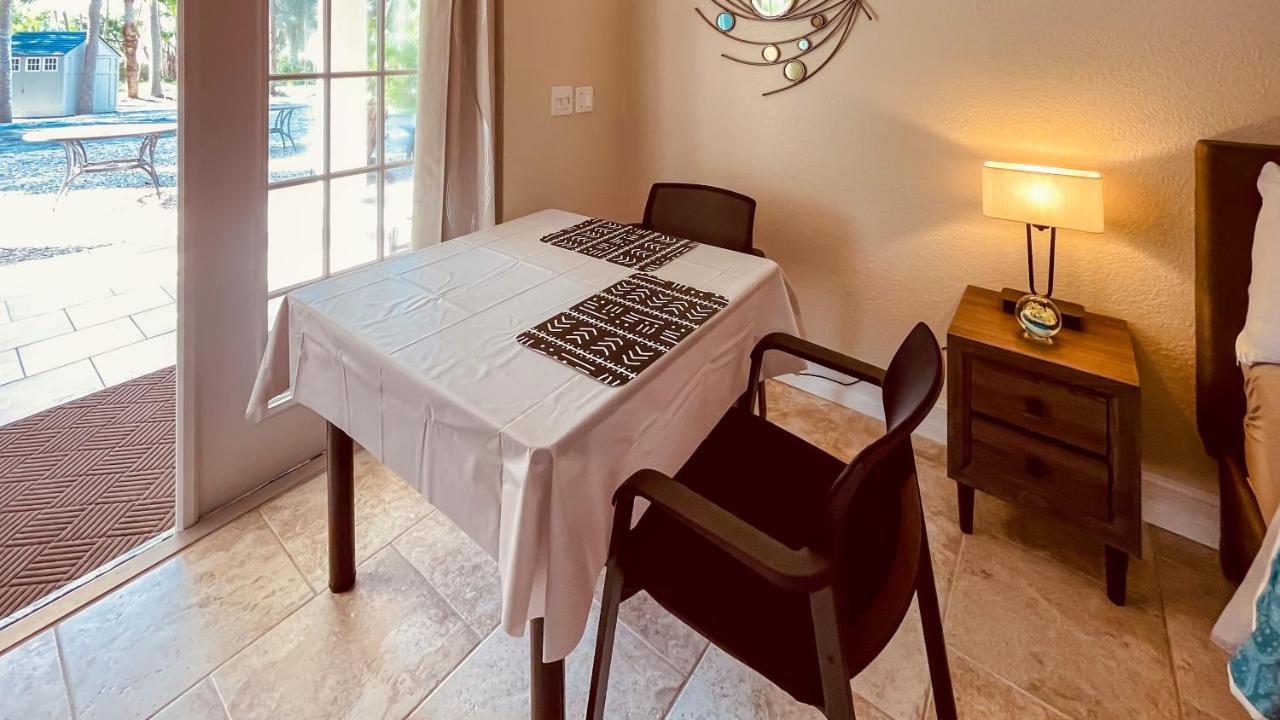 White Orchid Apartments Fort Myers Dış mekan fotoğraf